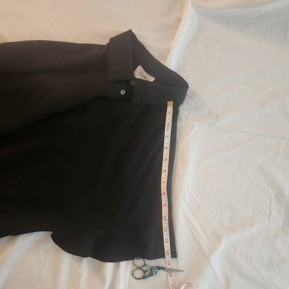 Everly Collared Button Down Top w/Ruffle Sleeves Size Large - Picture 8 of 12